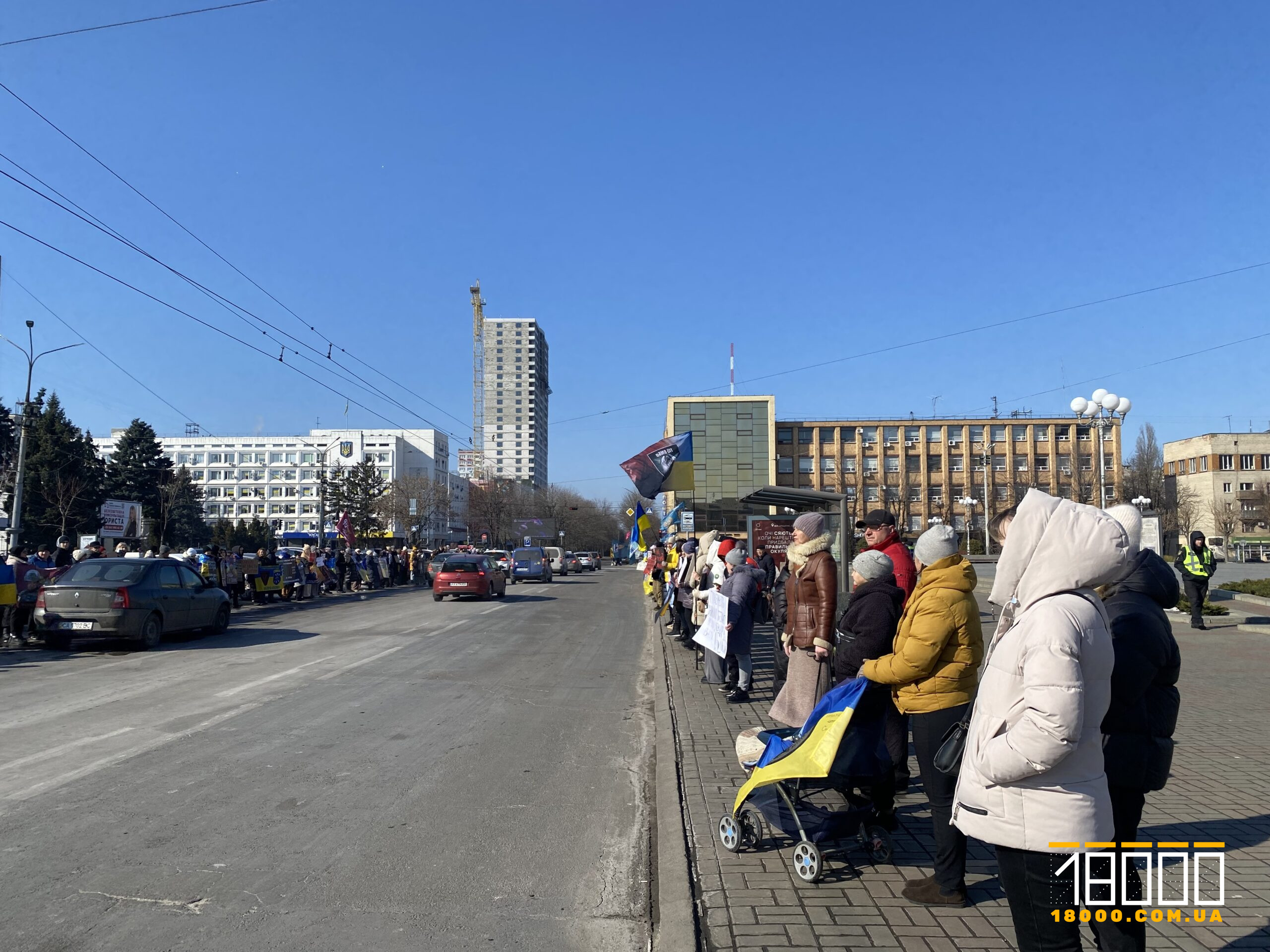 Люди на мирній акції в Черкасах