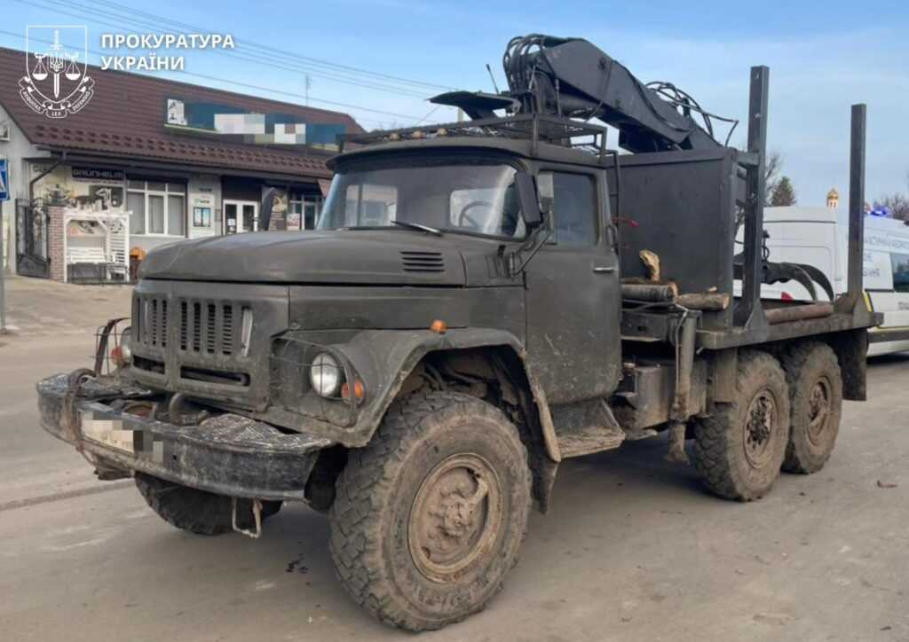 Судитимуть чоловіка, який на Звенигородщині викрав вантажівку і збив на смерть підлітка