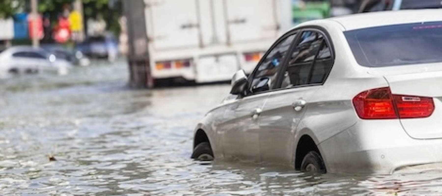 Как избежать покупки «утопленника» из США — советы экспертов GrandCar
