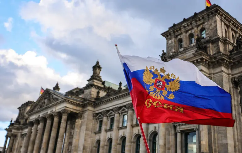 “Альтернатива для Росії”: Німці не відмовляються від Кремля. Досліджуємо причини.