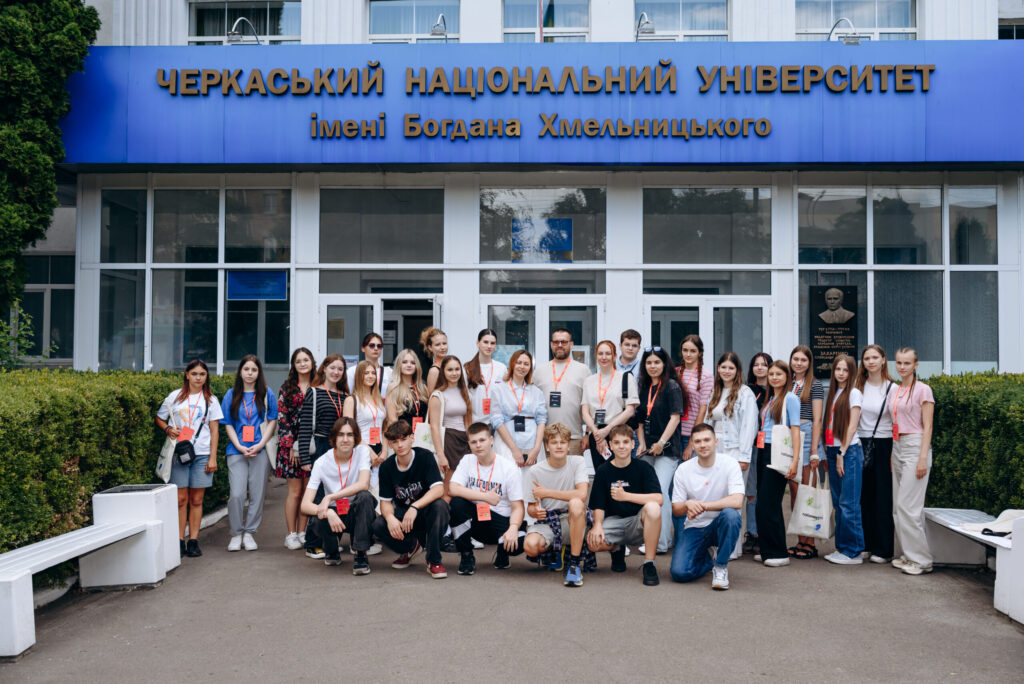 Талановиті в Черкасах: підлітки опановують бізнес. Чому підприємцям варто стати їхніми менторами?