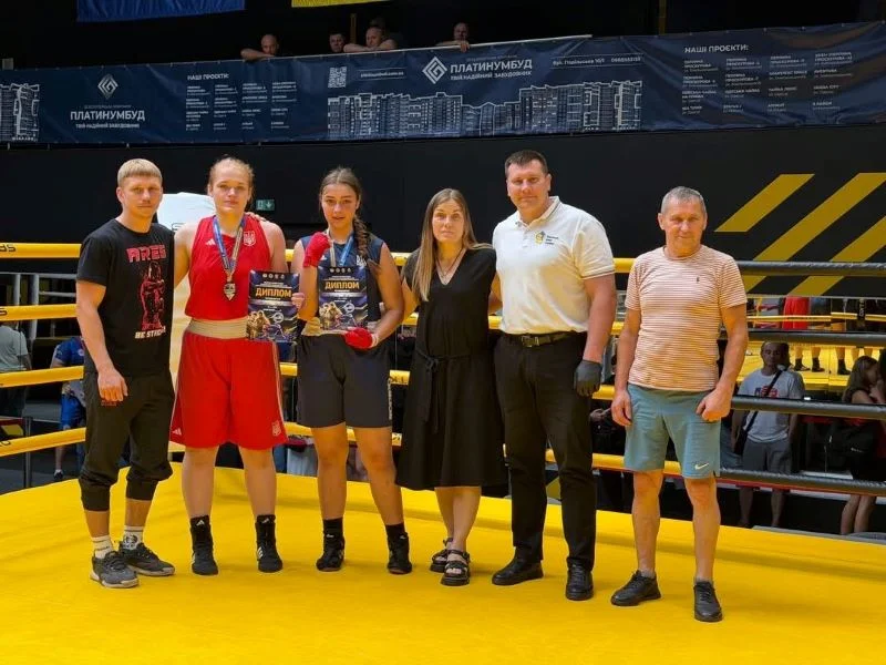 Черкаські боксери на Чемпіонаті України: тріумф у рингу!