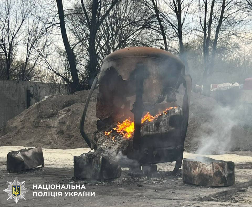 Черкаси: отруєна земля. Чиновники під підозрою у забрудненні 1,6 тис. кв. м миш’яком, свинцем та нафтопродуктами.