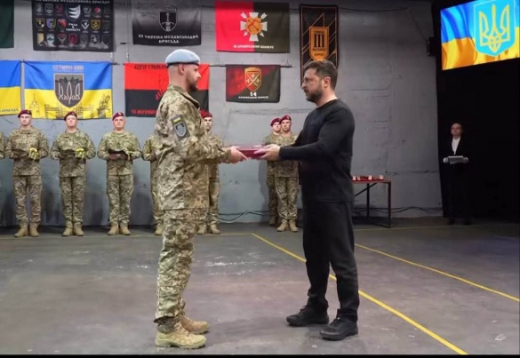 Герой із Сміли: нескорений захисник, відзначений найвищою нагородою.